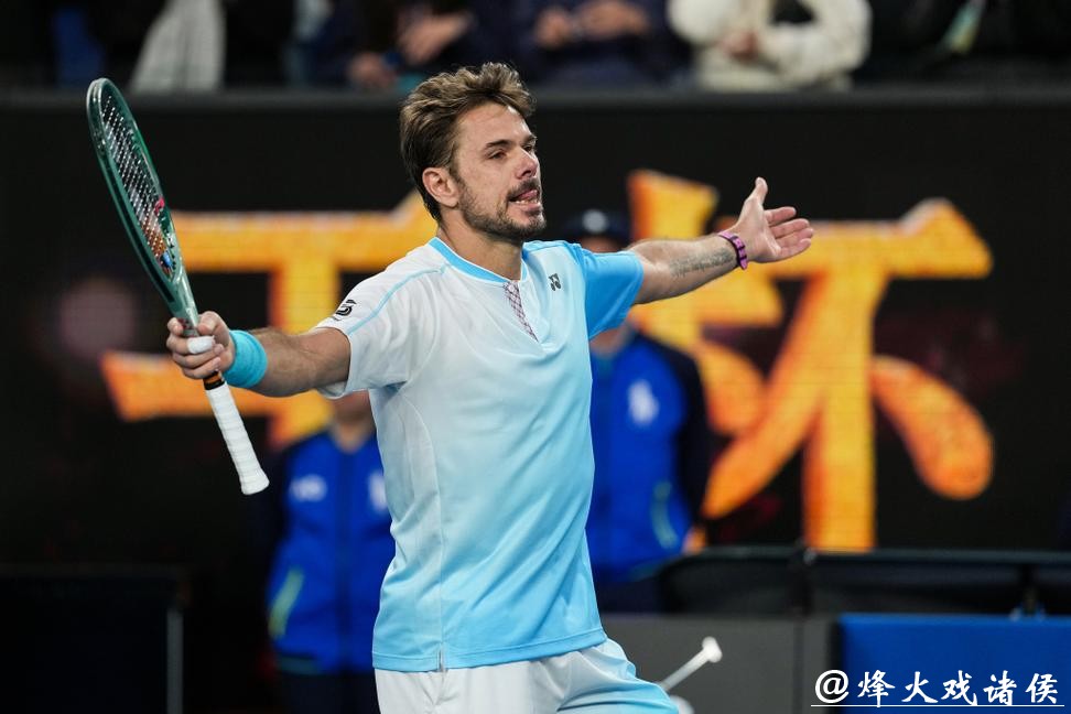 澳网|鏖战四小时半力克21岁小将,40岁的瓦林卡继续突破极限 澳网|鏖战四小时半力克21岁小将,40岁的瓦林卡继续突破极限